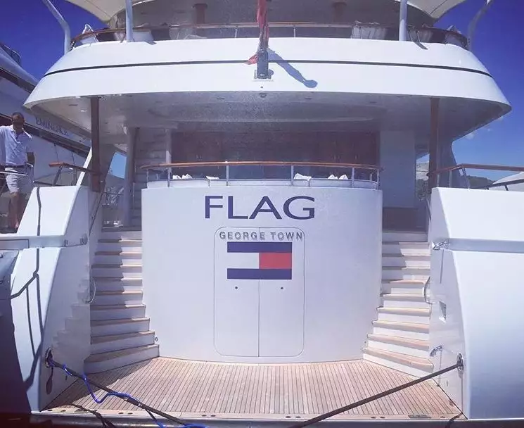 Яхта FLAG • Feadship • 2000 г. • Владелец Томми Хилфигер