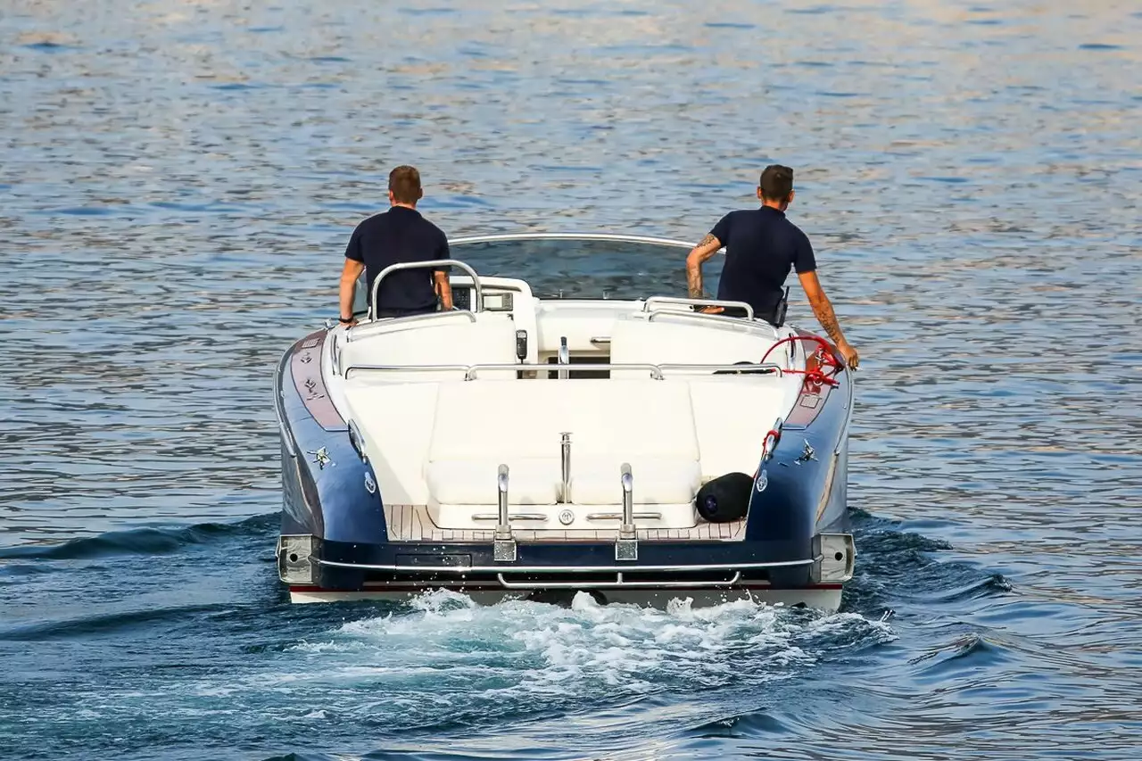 Яхта Tender To Tranquility (Venetian Open) – 10,5 м – Ходждон