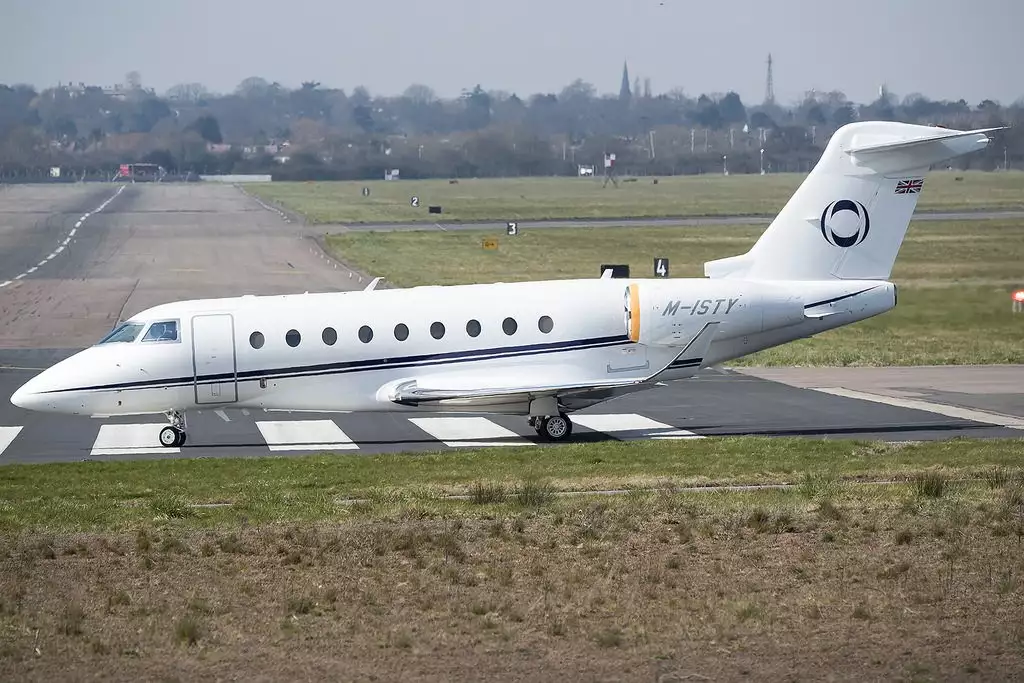 M-ISTY G280 Ineos private jet