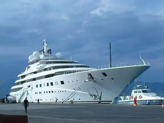 Яхта А+ Топаз – 147 м – Лурссен – Мансур аль Найхан