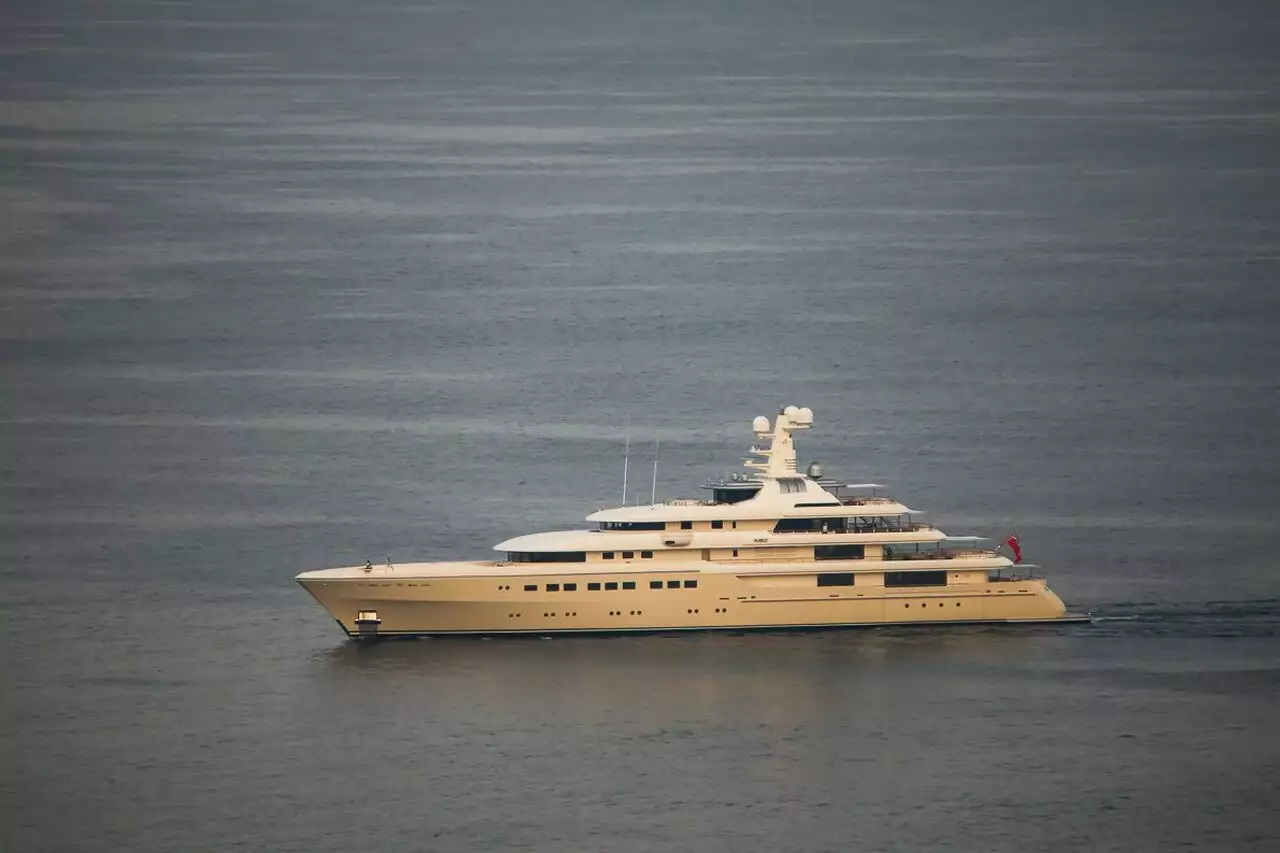 GRACE Yacht • Abeking&Rasmussen • 2014 • 82m • Owner John Reece