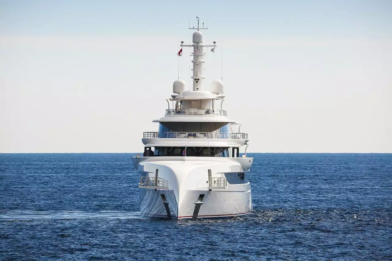 яхта Excellence – 80 м – Abeking & Rasmussen - Herb Chambers