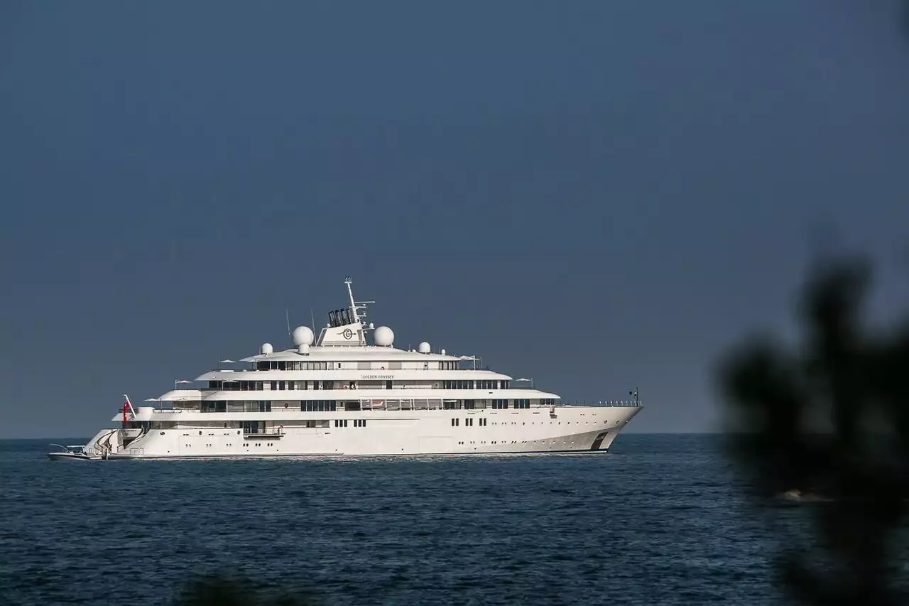 Яхта GOLDEN ODYSSEY • Lurssen • 2015 г. • 123 м • Владелец принц Халед бин Султан