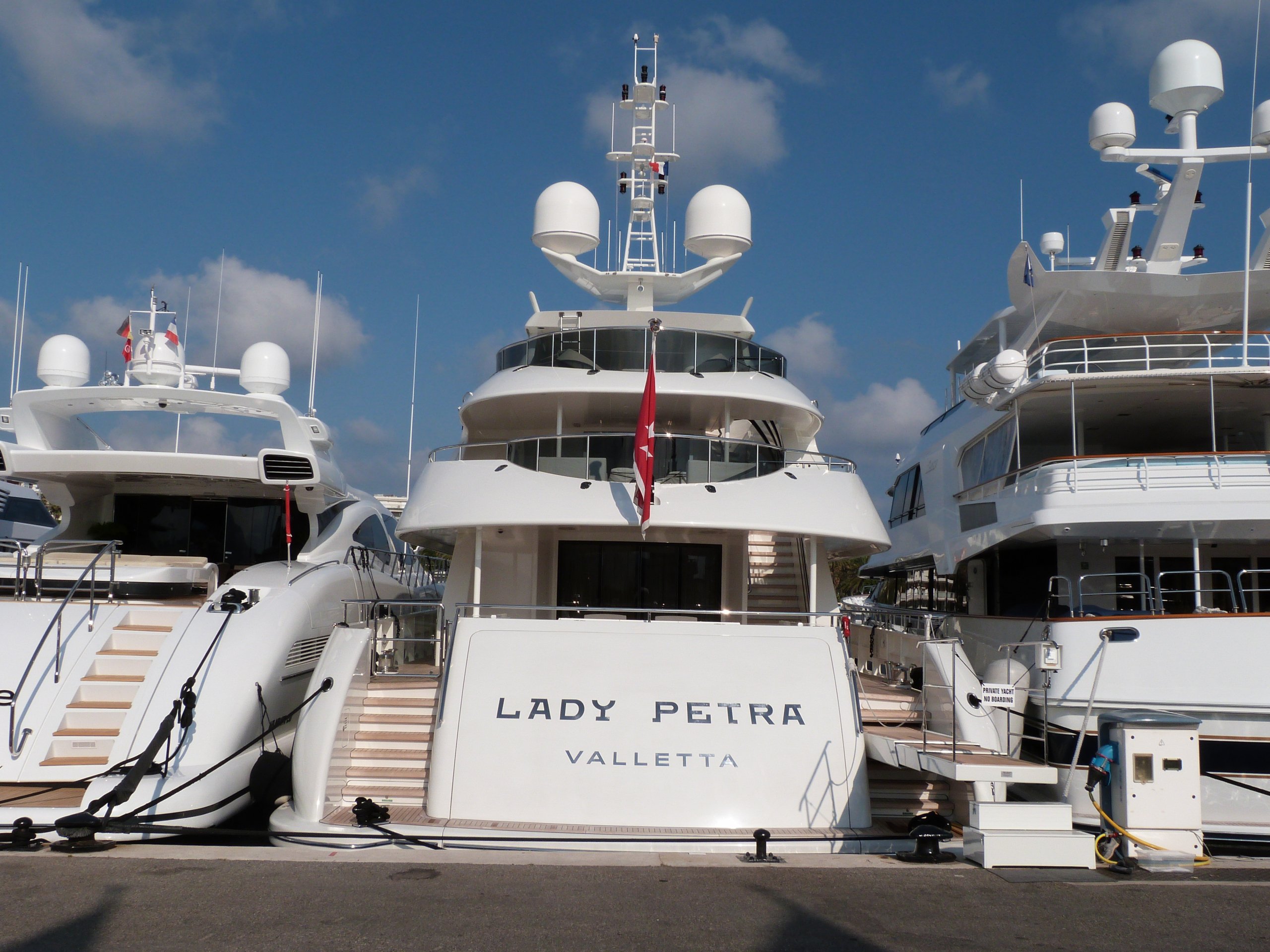 jacht Odyssea (ex Como, ex Lady Petra)