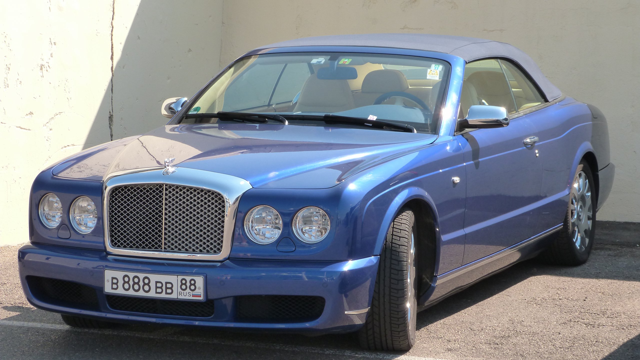 Андрей Молчанов Автомобиль (Bentley)