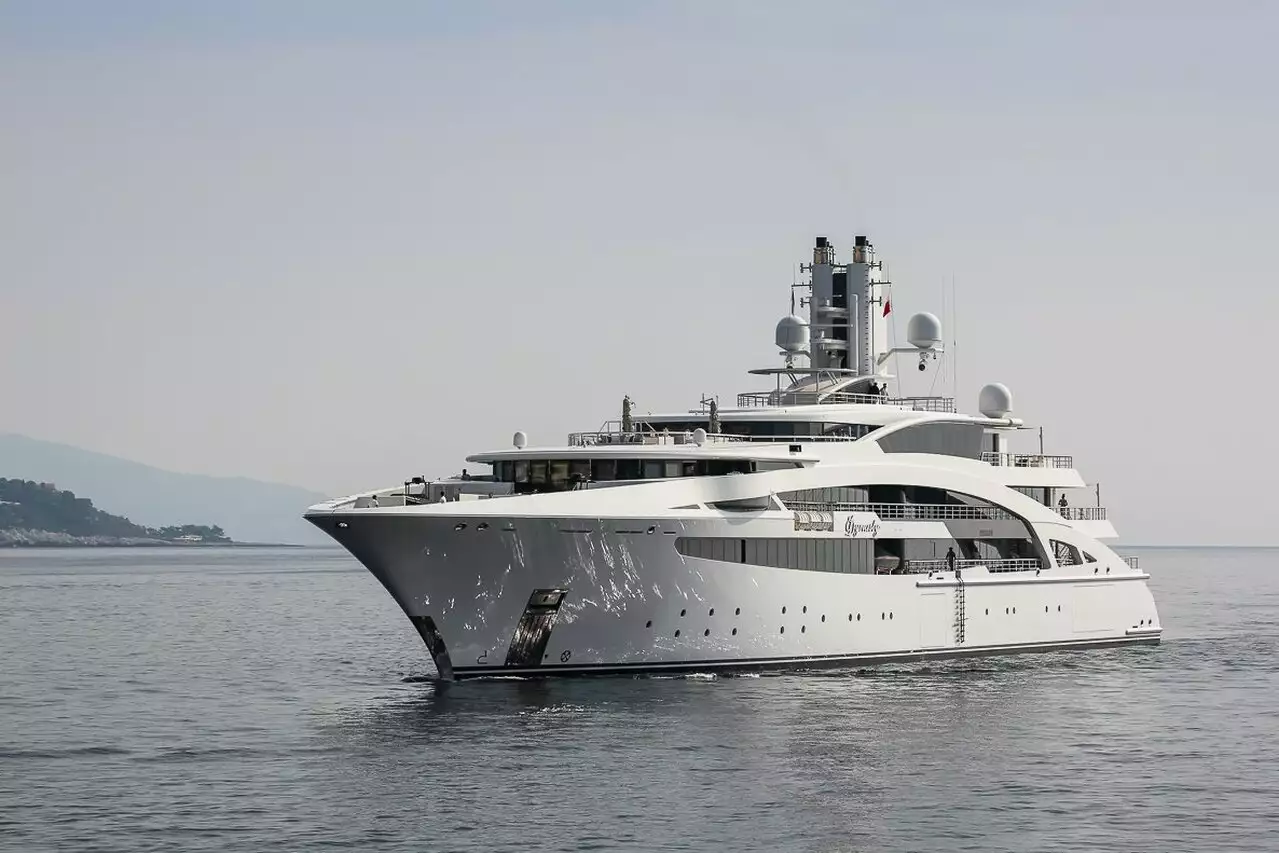 I DYNASTY Yacht • Peters Werft • 2015 • Gebaut für Alijan Ibragimov