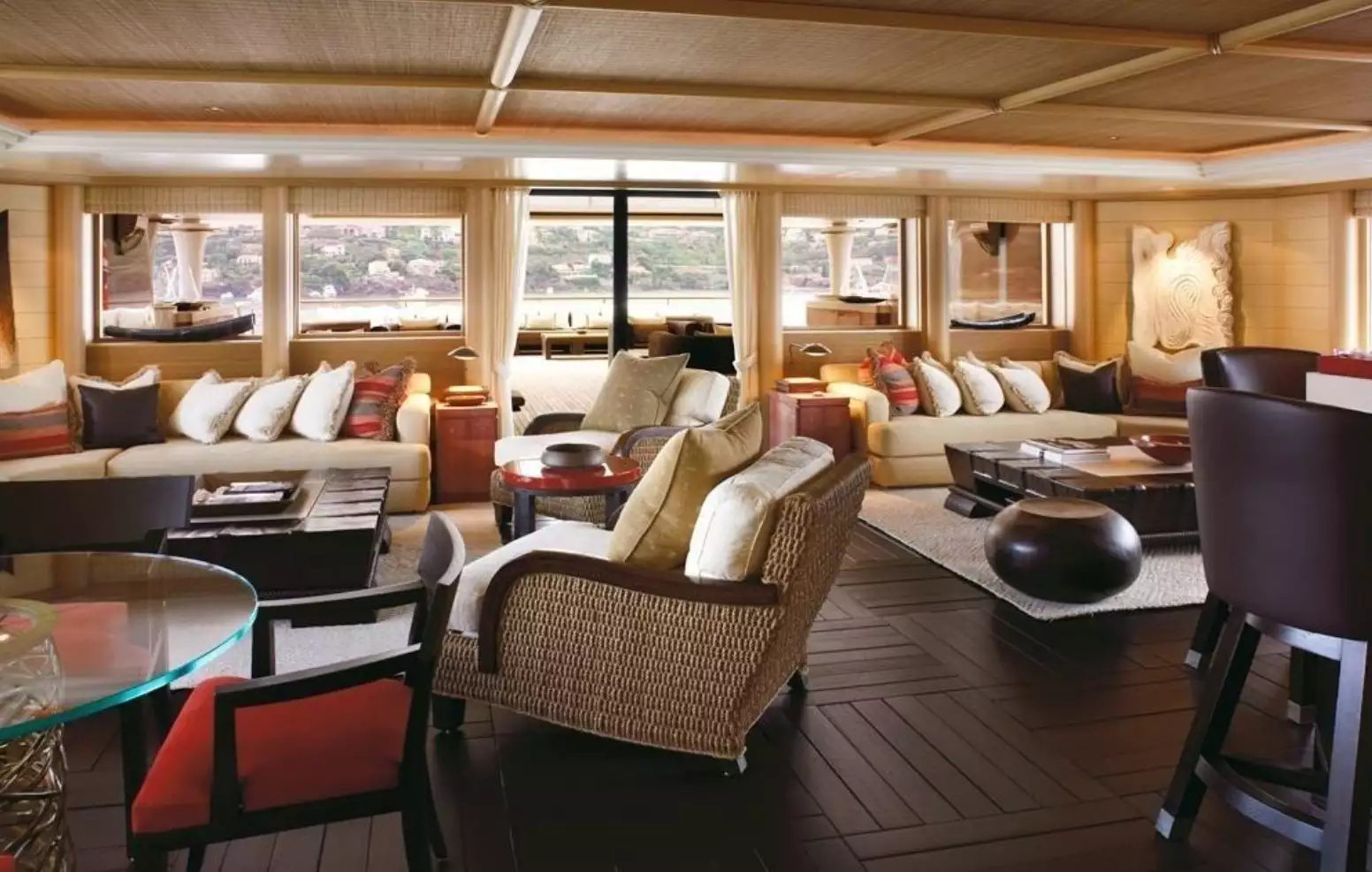 interni dello yacht Kogo