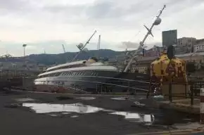 incidente di attracco dello yacht NERO