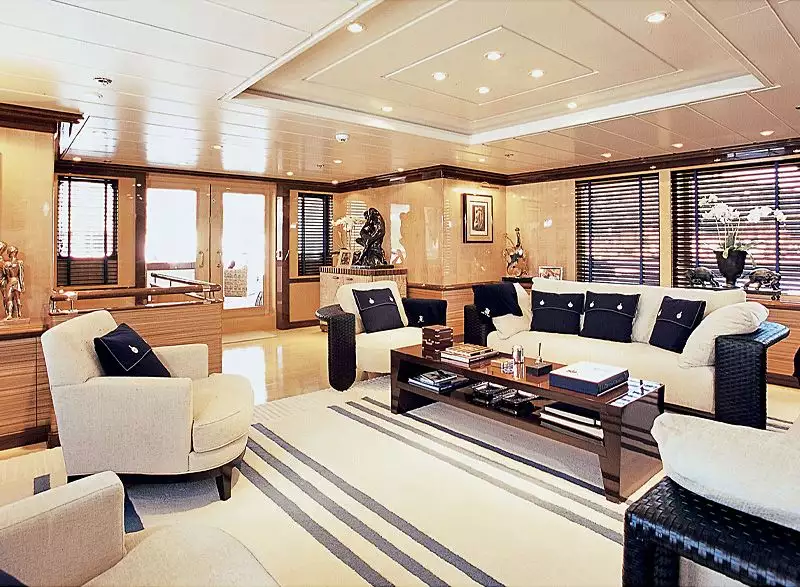 yacht Quantum Blue interior