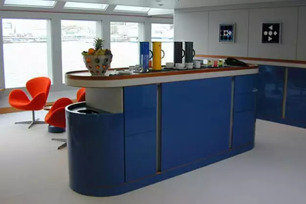 yacht Skat interior