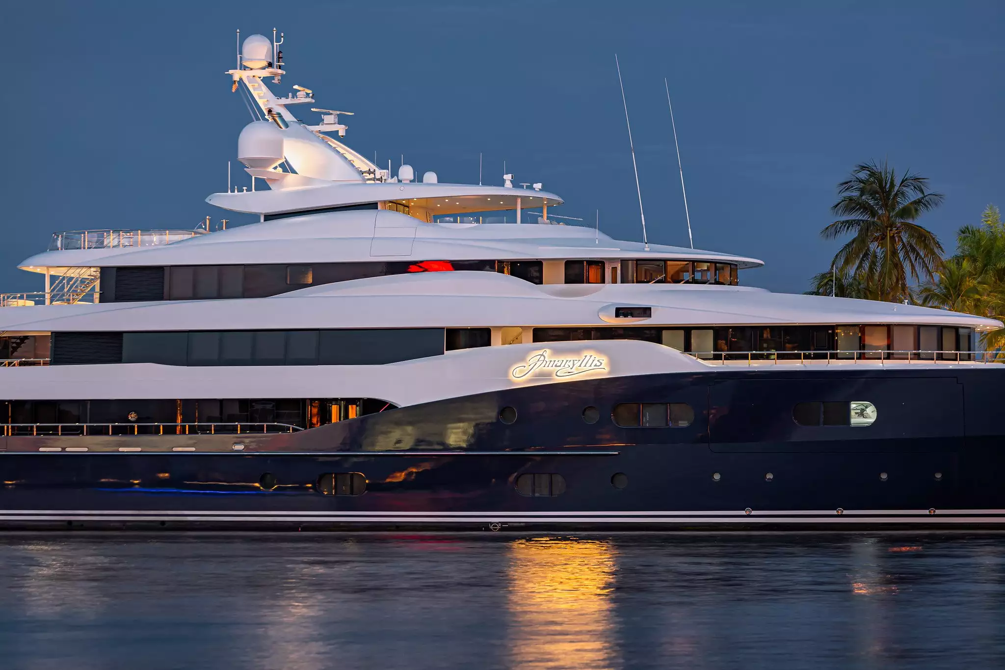 AMARYLLIS Yacht • Abeking & Rasmussen • 2011 • Propriétaire Andrey Borodine