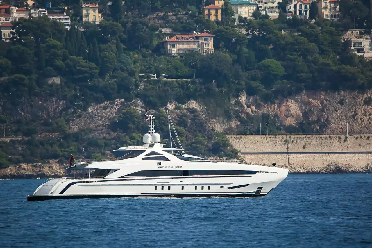 yat Amore Mio - 45m - Heesen - Evangelos Marinakis yat Amore Mio - 45m - Heesen - Evangelos Marinakis
