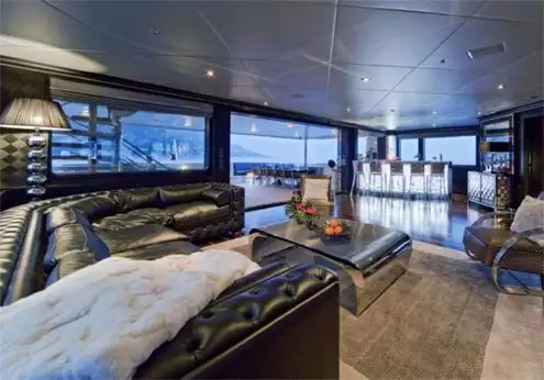 interno dell'yacht Grand Rusalina