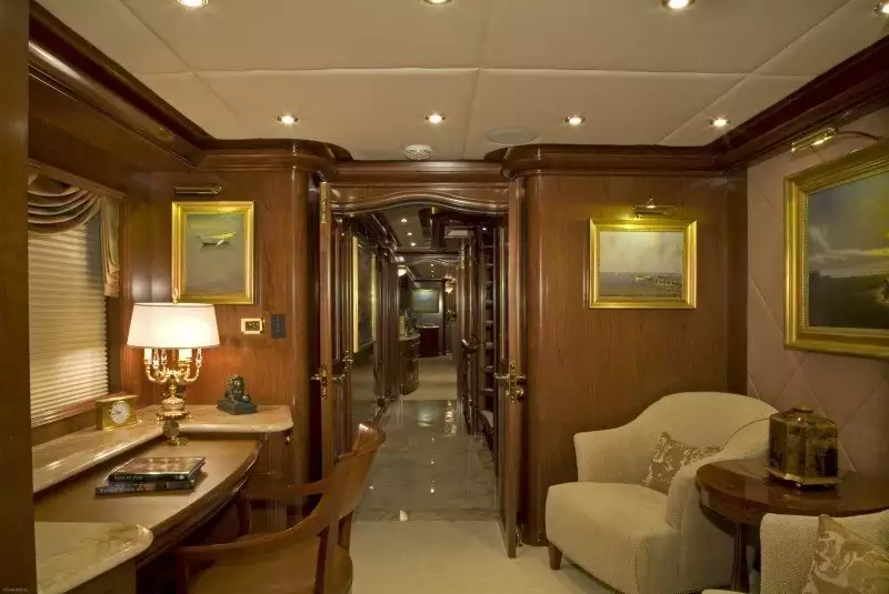 Trinity yacht Aquasition interior