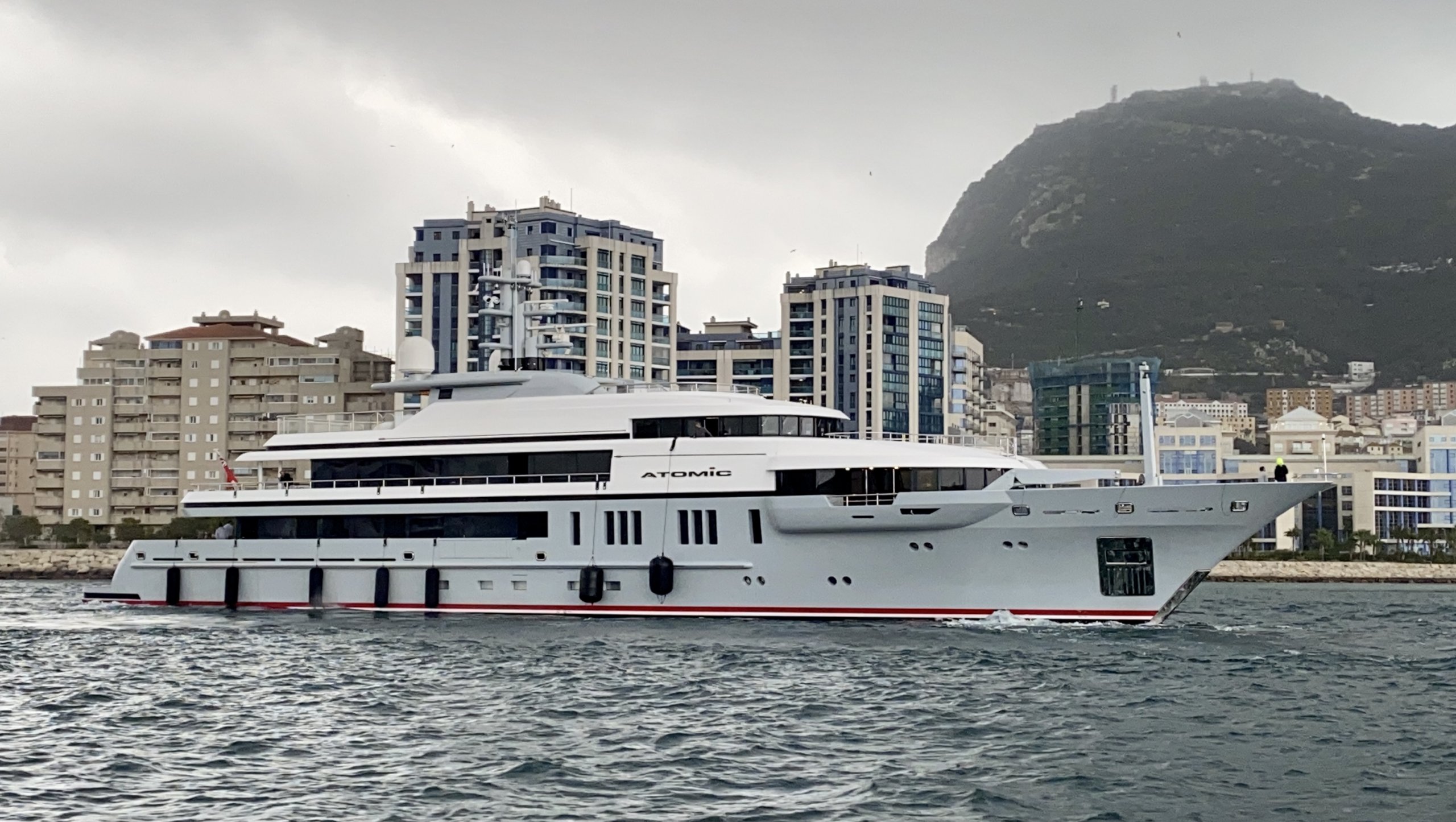 ATOMIC Yacht • VSY • 2020 • Proprietario Dan Huish