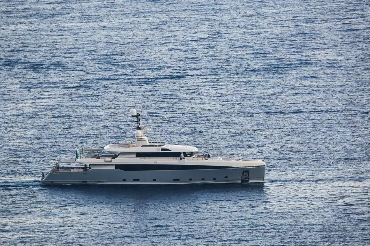 Yacht ASLEC 4 • Rossi Navi • 2012 • Propriétaire Cesare D'Amico