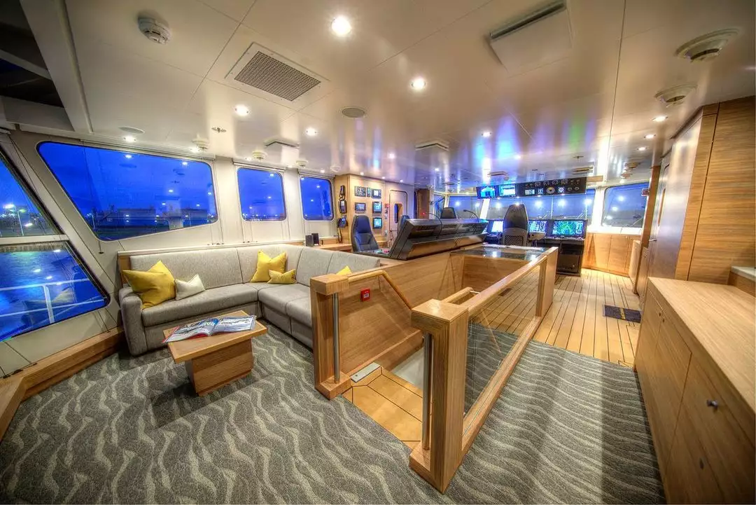 interno di Game Changer per yacht