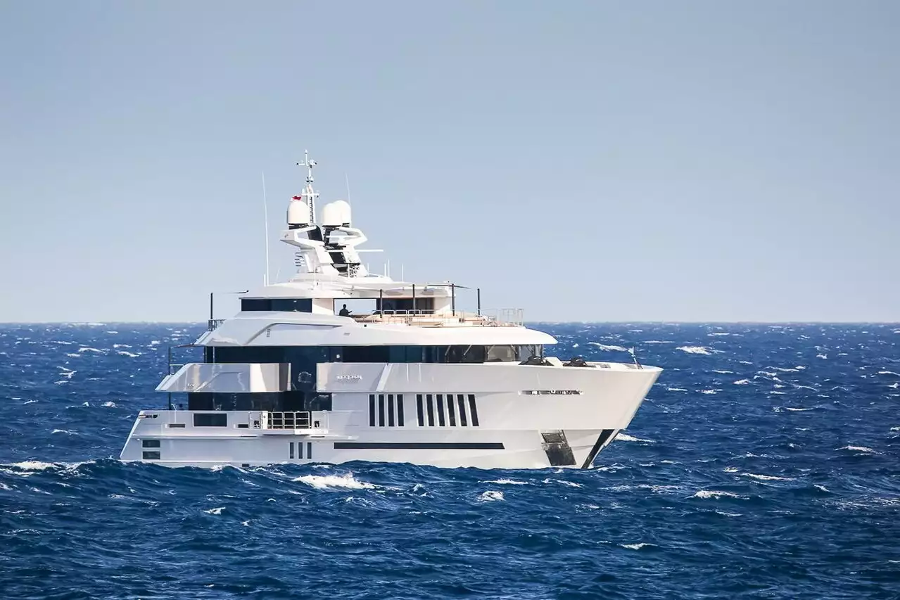 Yacht Life Saga – 65 m – Admiral Yachts – Gennady Ayvazyan