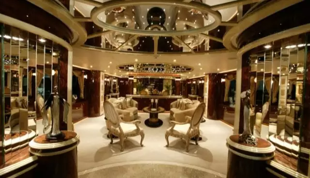 yacht World Is Not Enough interior 