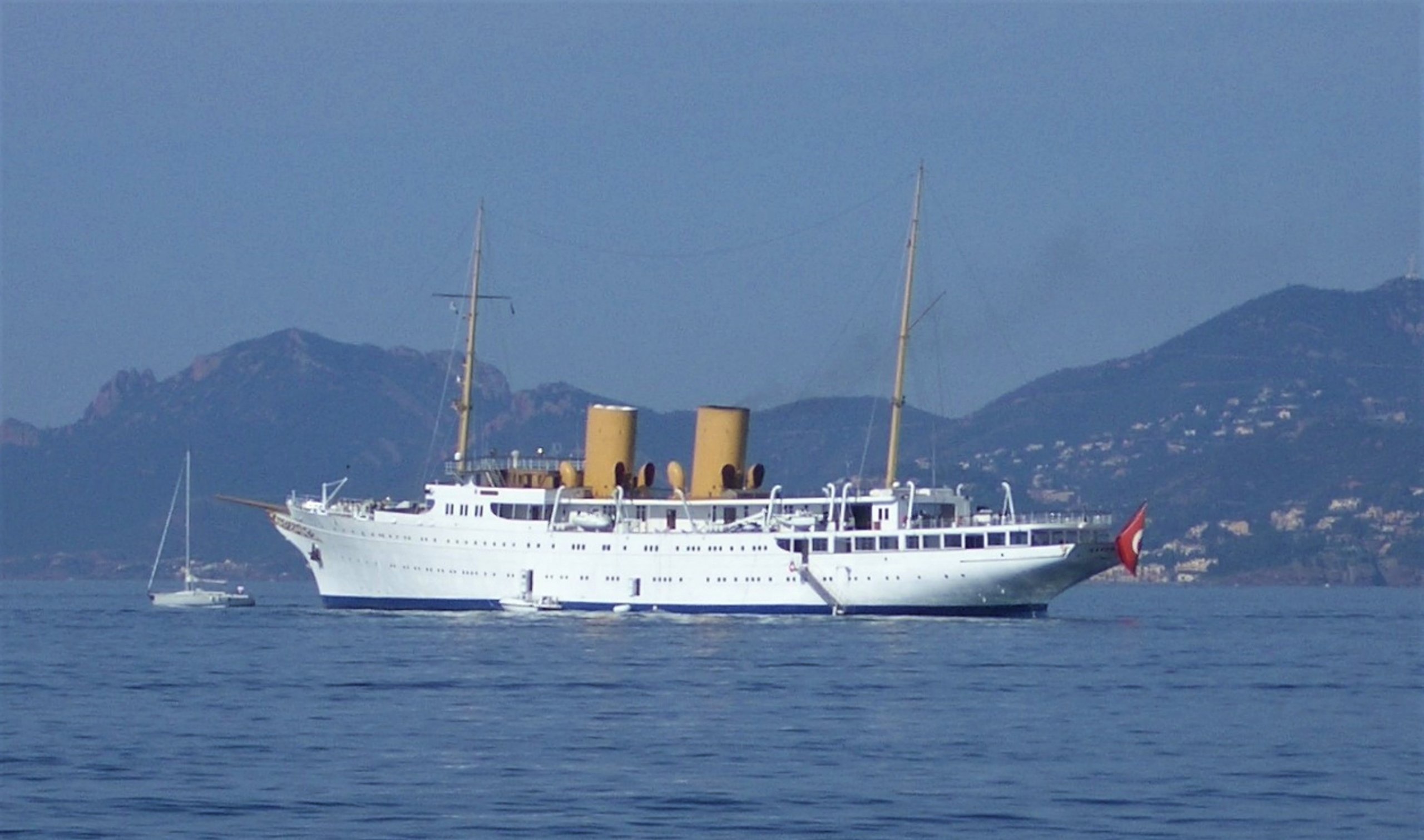Яхта SAVARONA • Президентская яхта Турции • Блом Восс • 1931 г.