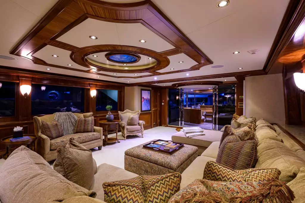 yacht Crili intérieur