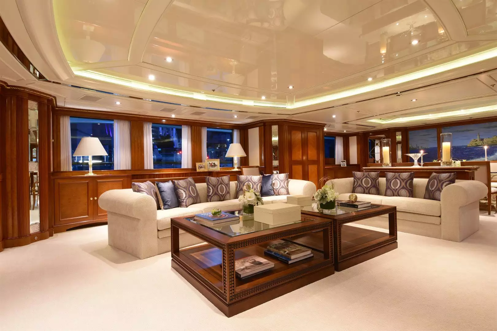 yacht Lady Michelle intérieur