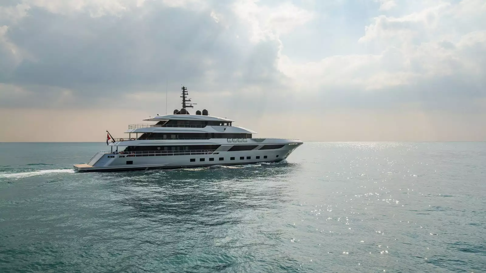 Яхта SERENITY MRF • Gulfcraft • 2021 г. • Владелец Мусаббе Рашид Аль Фаттан