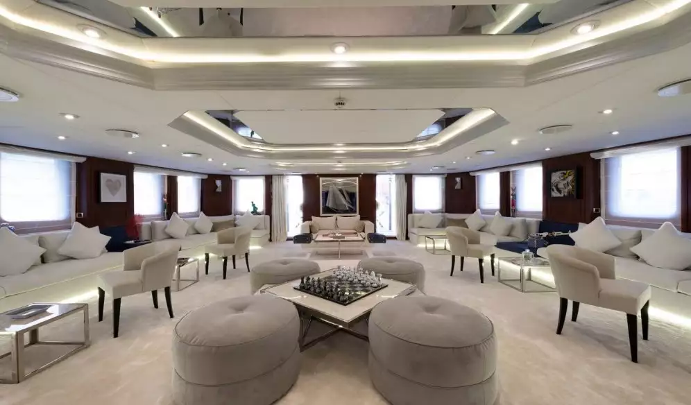 yacht Chakra intérieur