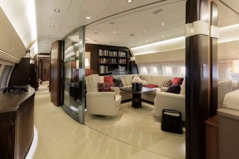 Abramovich Boeing 767 P4-MES iç mekanı