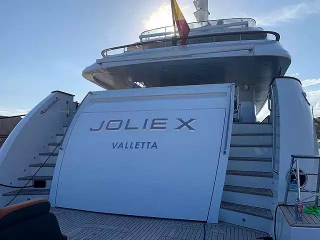 Jolie X Yacht • Родригес • 2007 г. • Владелец Рубен Бонтекое и Никки Плессен