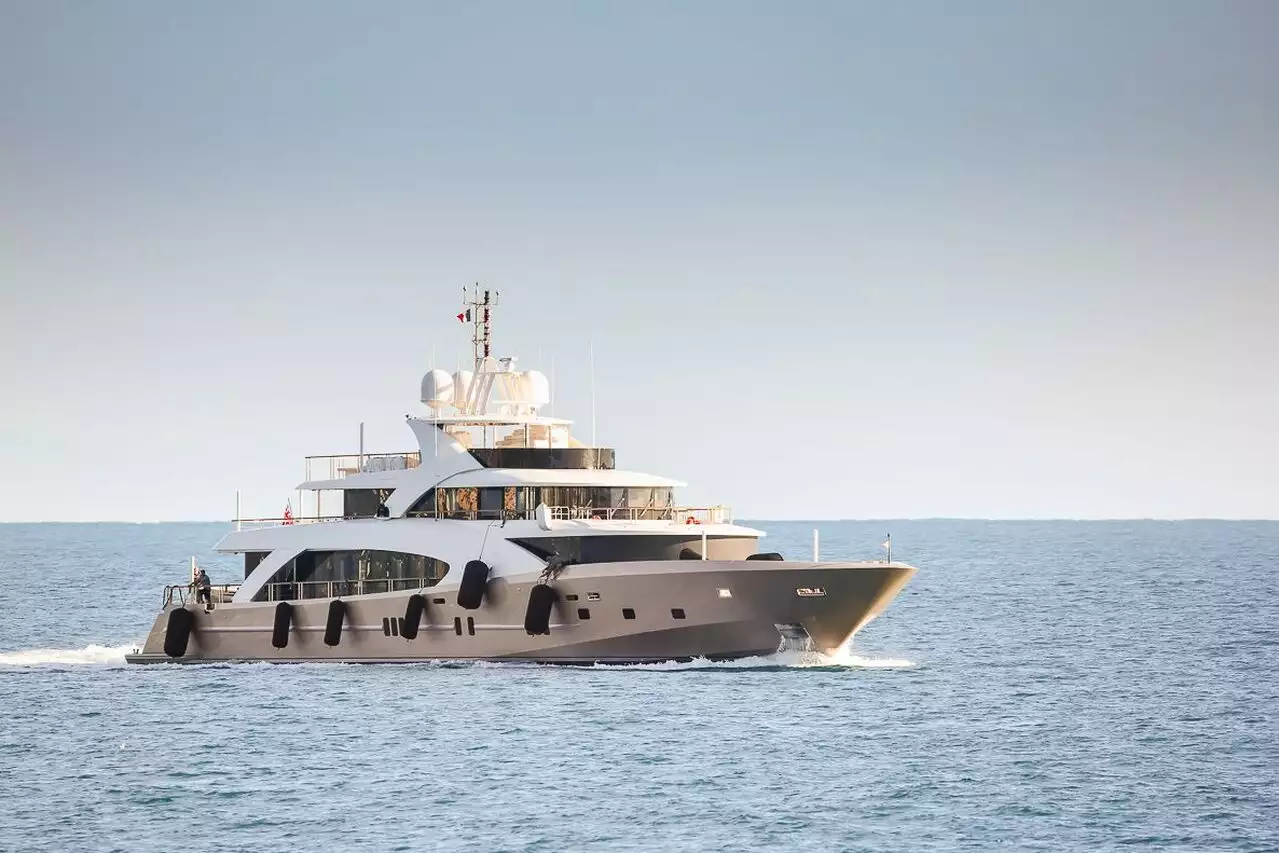 LA PELLEGRINA Yacht • Couach Yachts • 2012 • Eigentümer Roberto Tomasini-Grinover