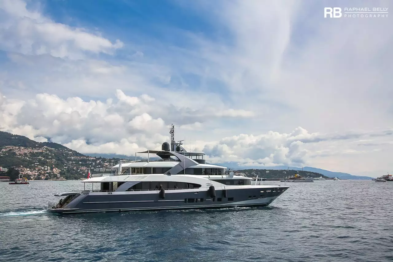 TOSCA Yacht • Cuach Yachts • 2017 • Sahibi Philippe Foriel-Destezet TOSCA Yacht • Cuach Yachts • 2017 • Sahibi Philippe Foriel-Destezet