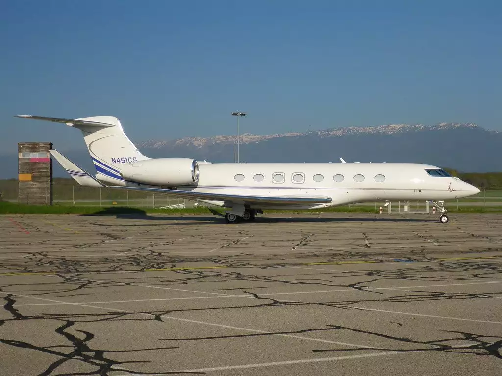 Jet privé N451CS G650ER Haim Saban Jet privé N451CS G650ER Haim Saban
