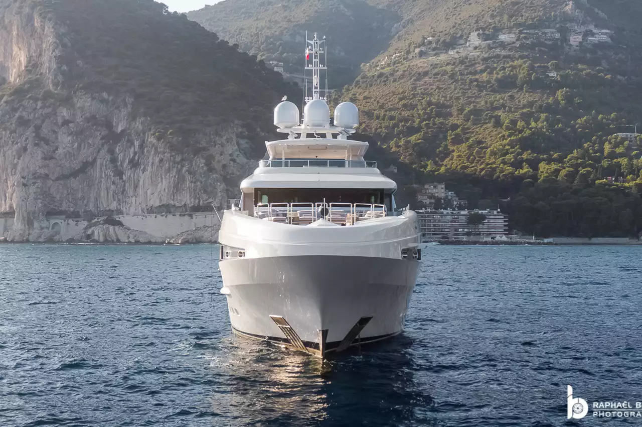 INCEPTION Yacht • Heesen Yachts • 2008 • ਮਾਲਕ ਯੂਕੇ ਕਰੋੜਪਤੀ INCEPTION Yacht • Heesen Yachts • 2008 • ਮਾਲਕ ਯੂਕੇ ਕਰੋੜਪਤੀ