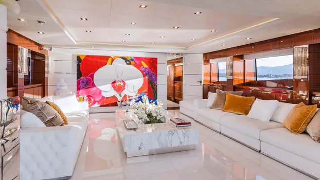 Mondomarine-Yacht THE SHADOW Interior