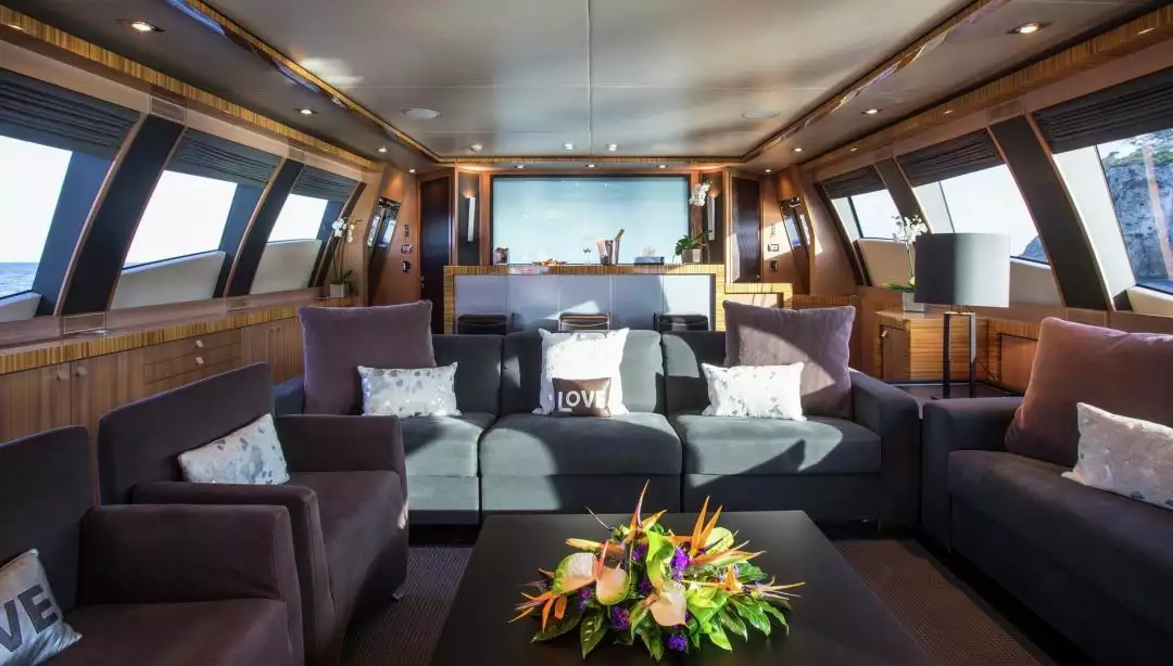 Palmer Johnson yacht EIGHT interior 