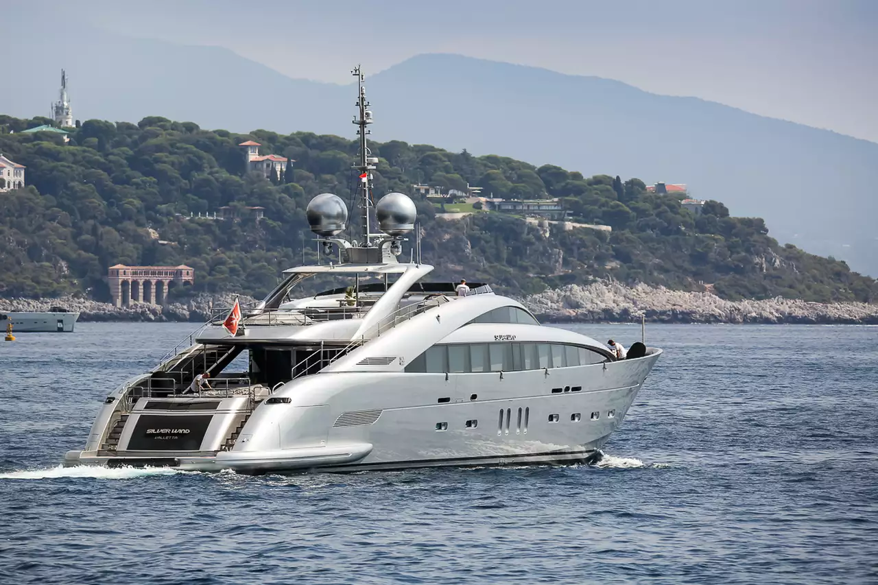 Яхта SILVER WIND • ISA Yachts • 2014 • Владелец, итальянский миллионер Яхта SILVER WIND • ISA Yachts • 2014 • Владелец, итальянский миллионер