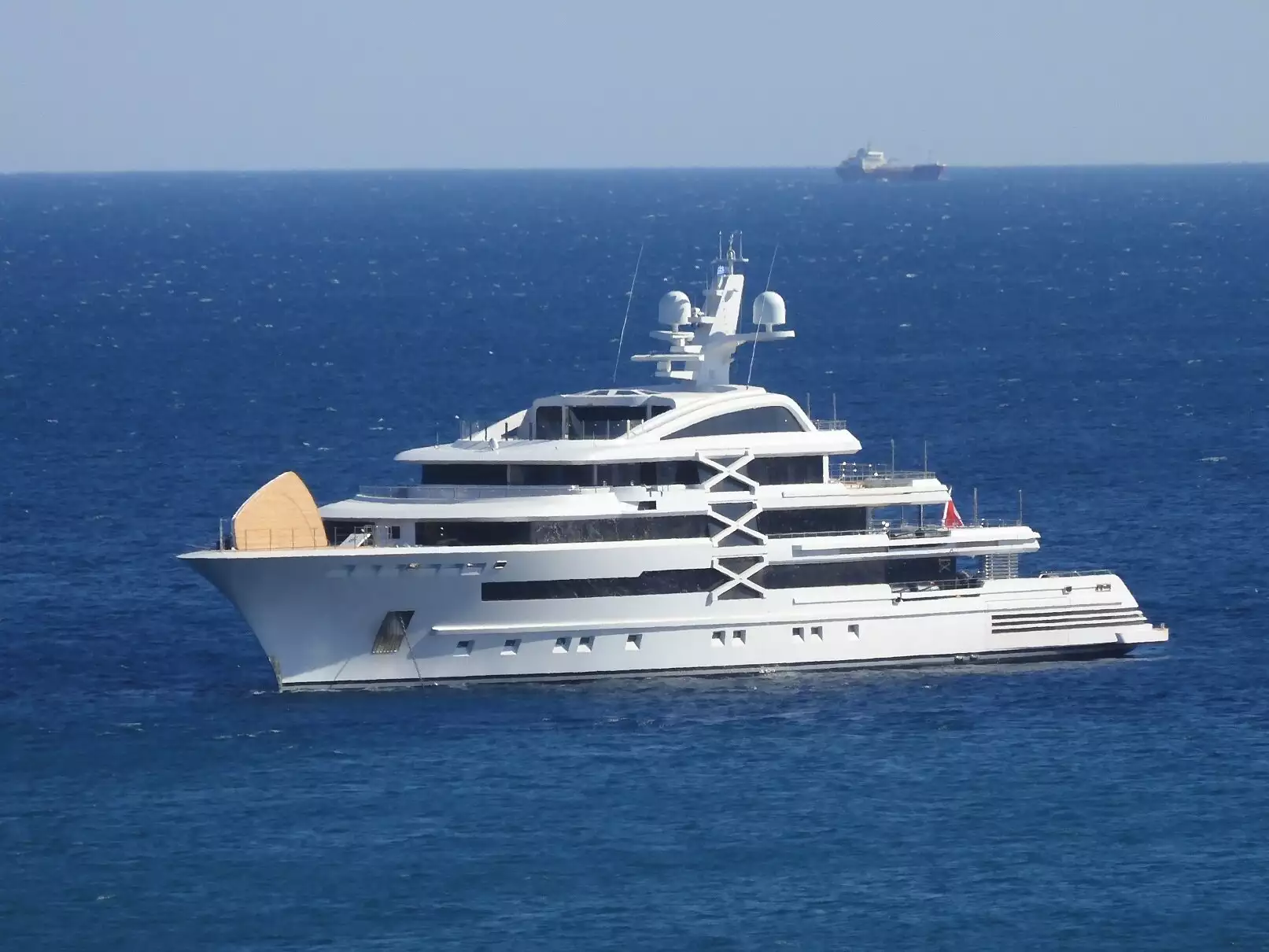 PROJECT X Yacht • اليخوت الذهبية • 2022 • المالك Delena Holdings LTD BVI