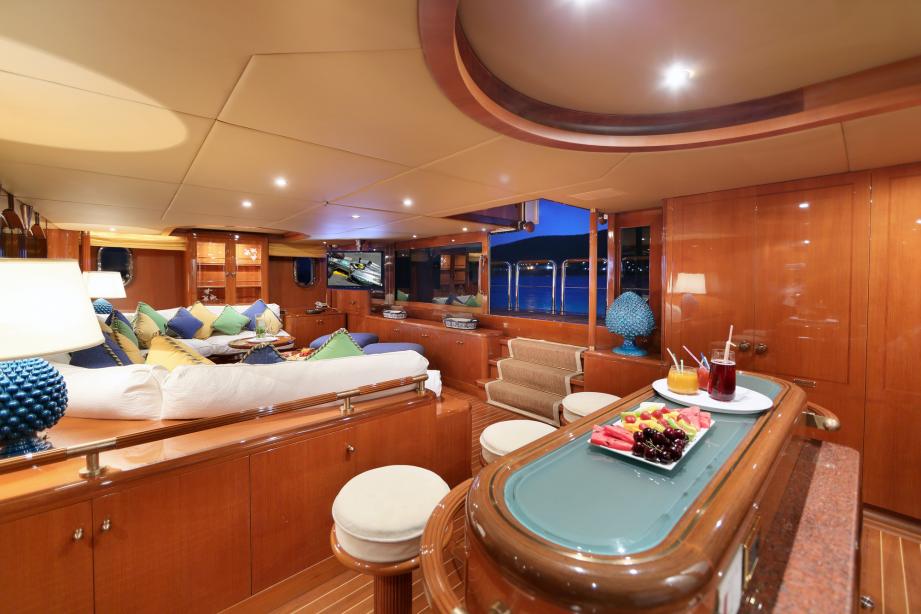 CRN Yacht AQUA MARE interior