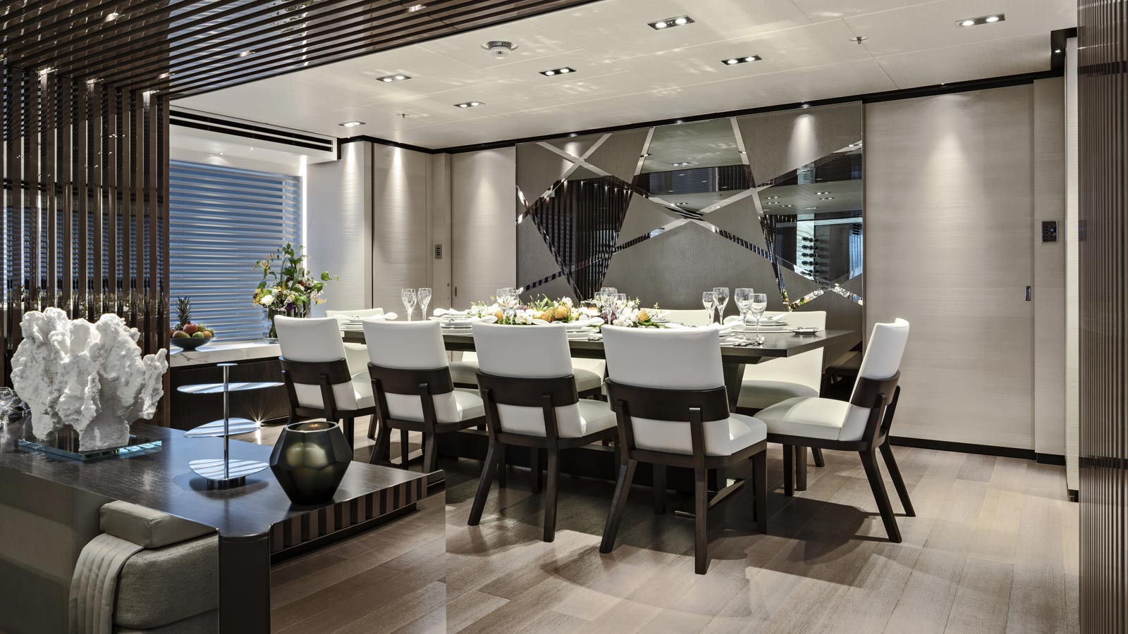 Heesen yacht VIDA interior Heesen yacht VIDA interior