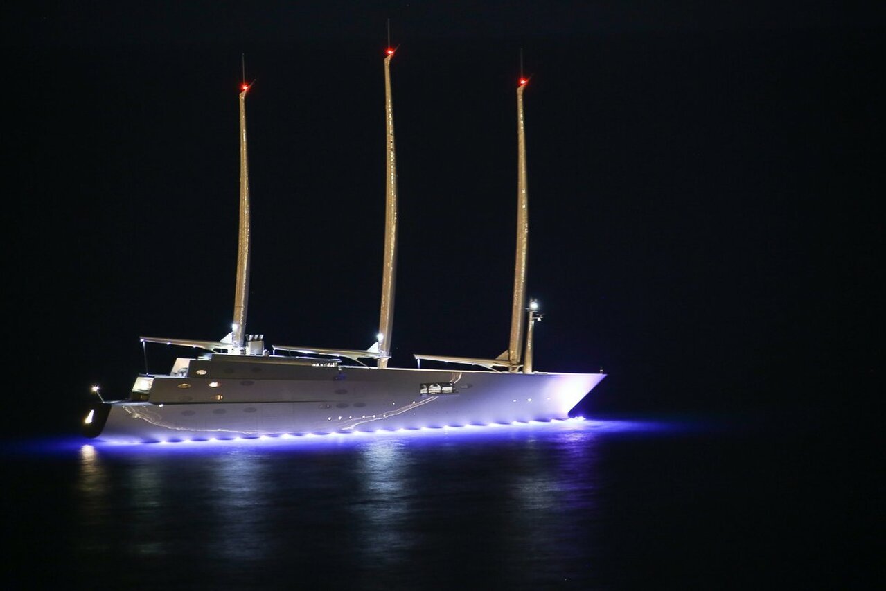 Sailing Yacht A (Voilier A)