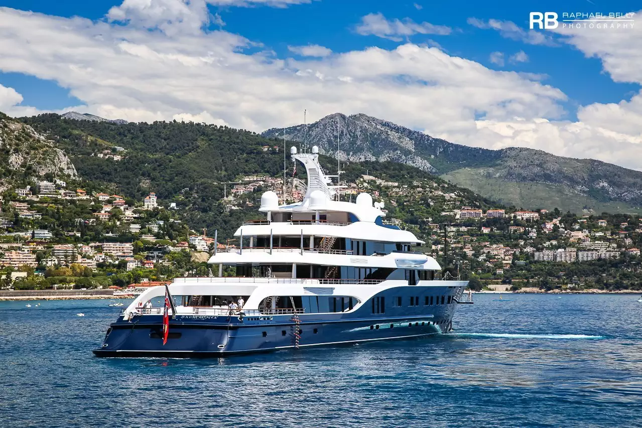 sinfonia de iate - Feadship - 2015 - Bernard Arnault