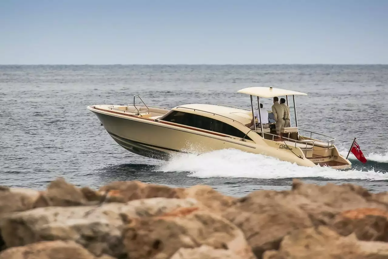 Beiboot für Dilbar-Yacht (Venetian Aft Helm Limo) – 12 m – Hodgdon