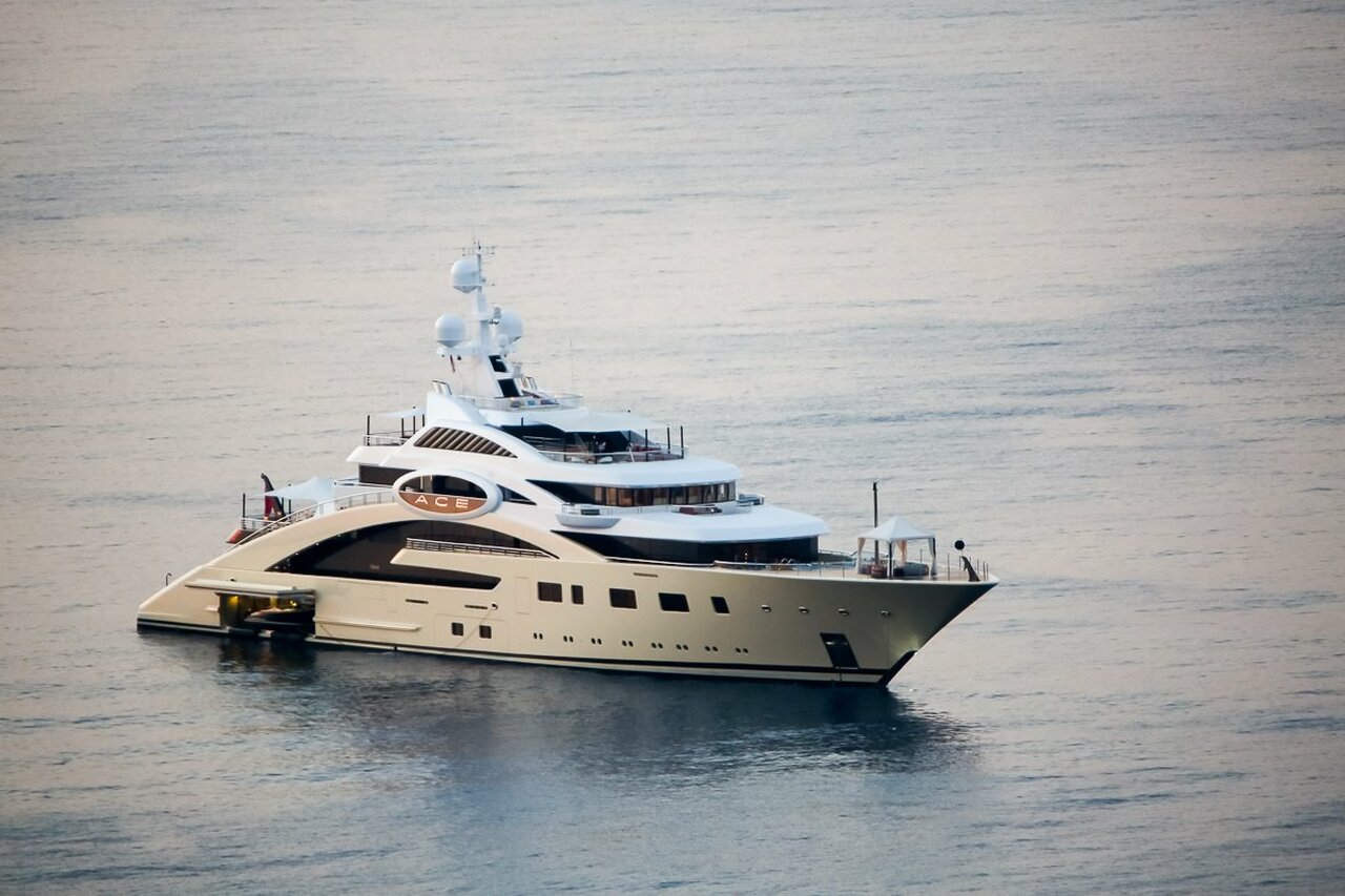 Ace-Yacht