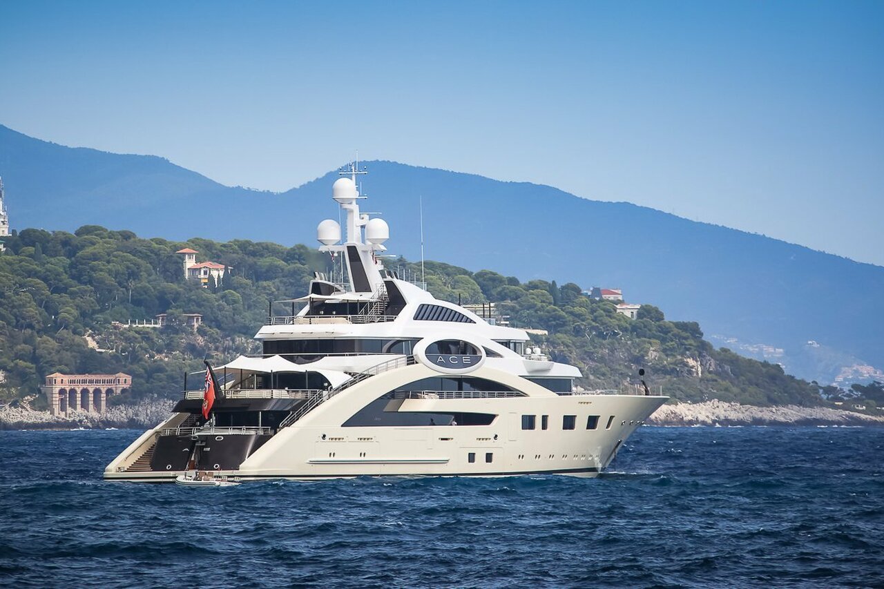 EYE Yat • Lurssen • 2012