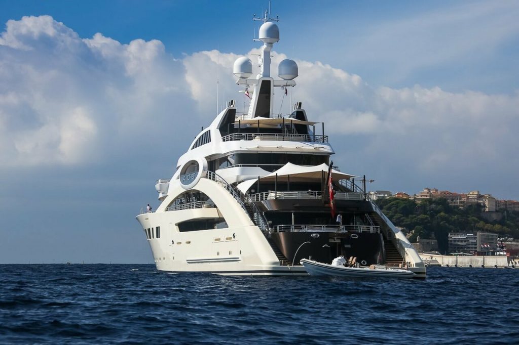Ace yacht