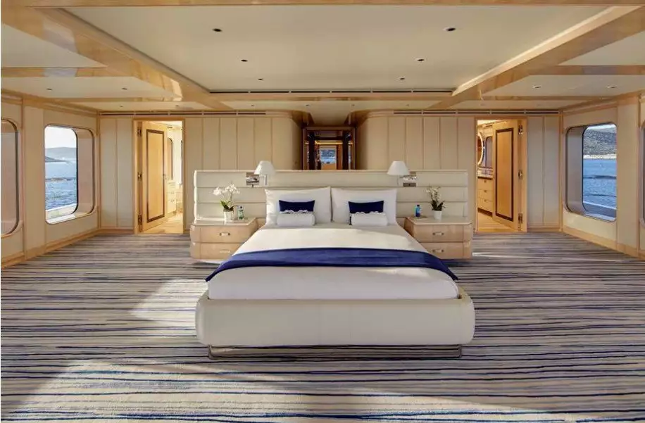 Intérieur du yacht Feadship Faith