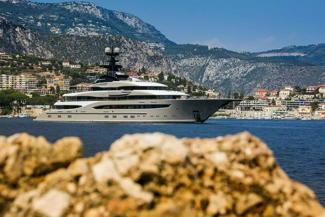 WHISPER Yacht • Lurssen • 2014 • Propriétaire Eric Schmidt