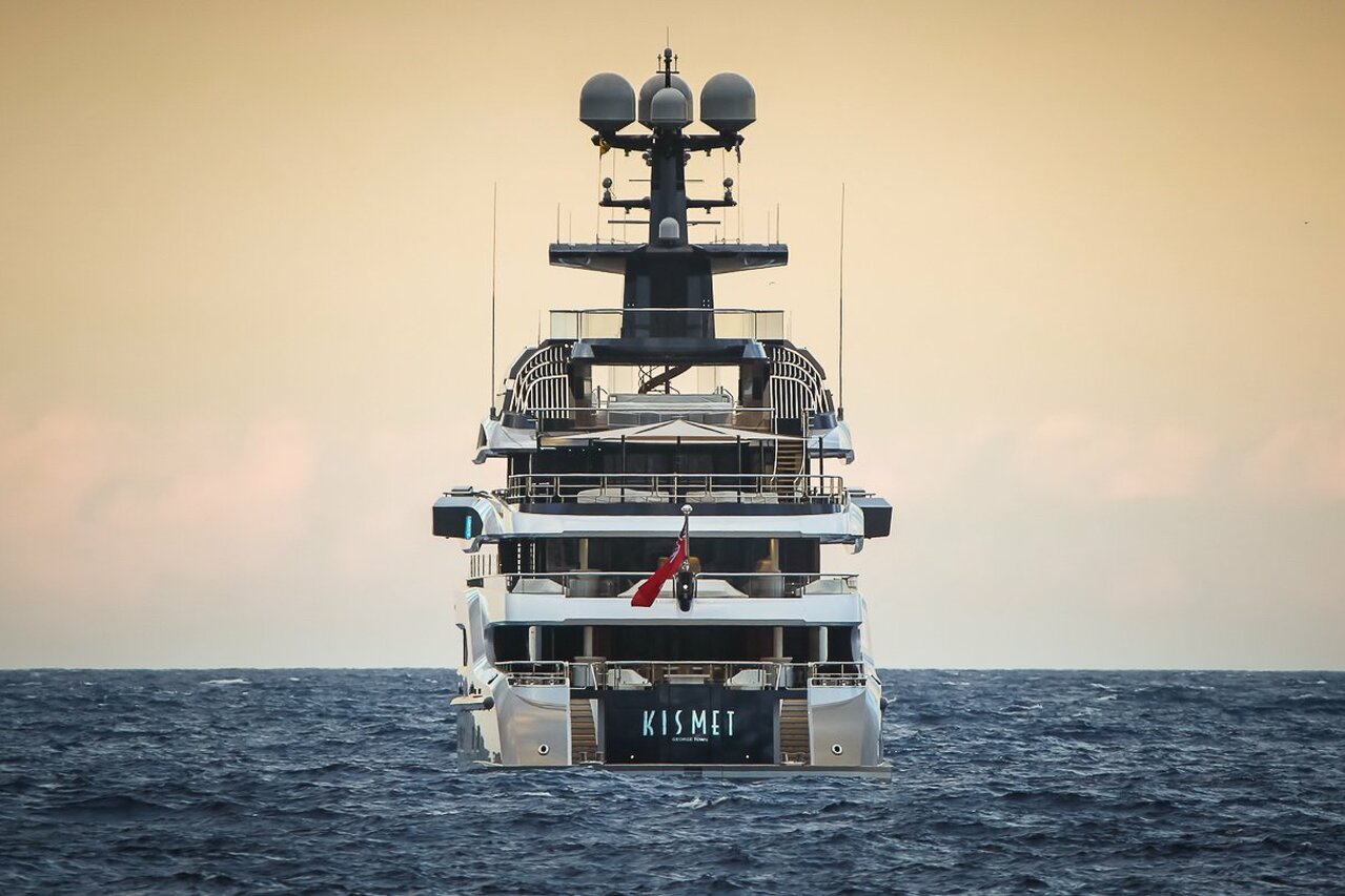 yate Kismet - 95m - Lurssen - Shahid Khan