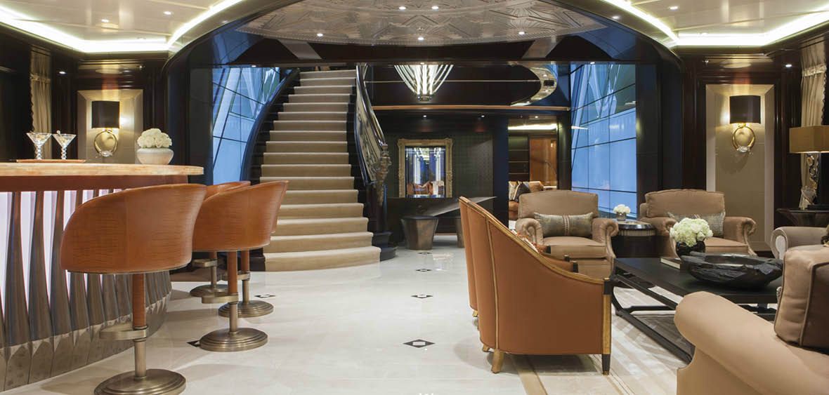 Intérieur du yacht Whisper